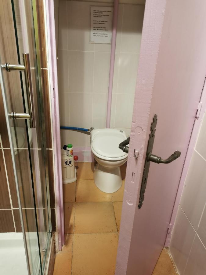 מרסיי Appartement En Sous Sol De Villa Avec Acces Jardin Et Piscine מראה חיצוני תמונה
